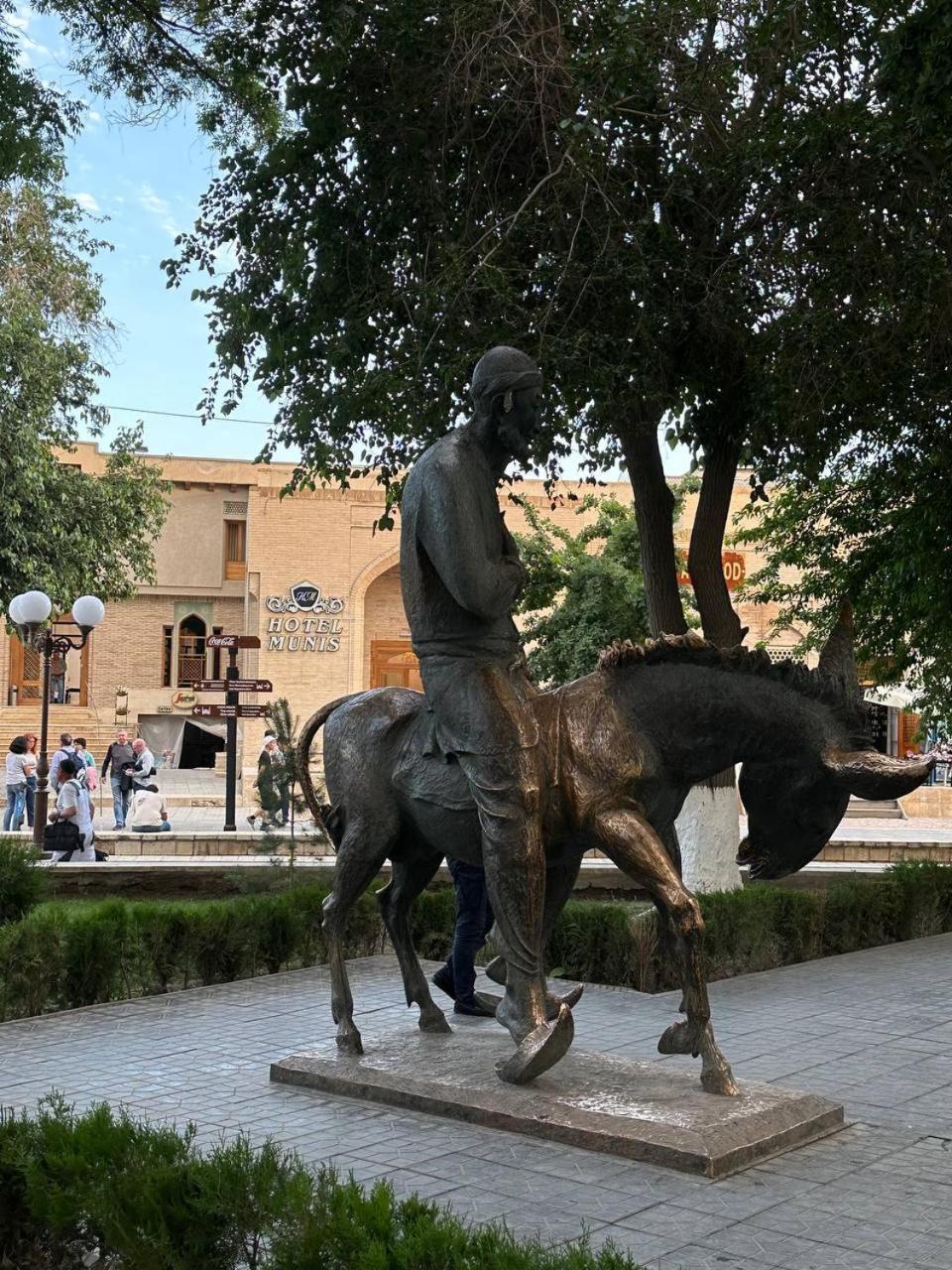 Munis Hotel Bukhara Eksteriør bilde