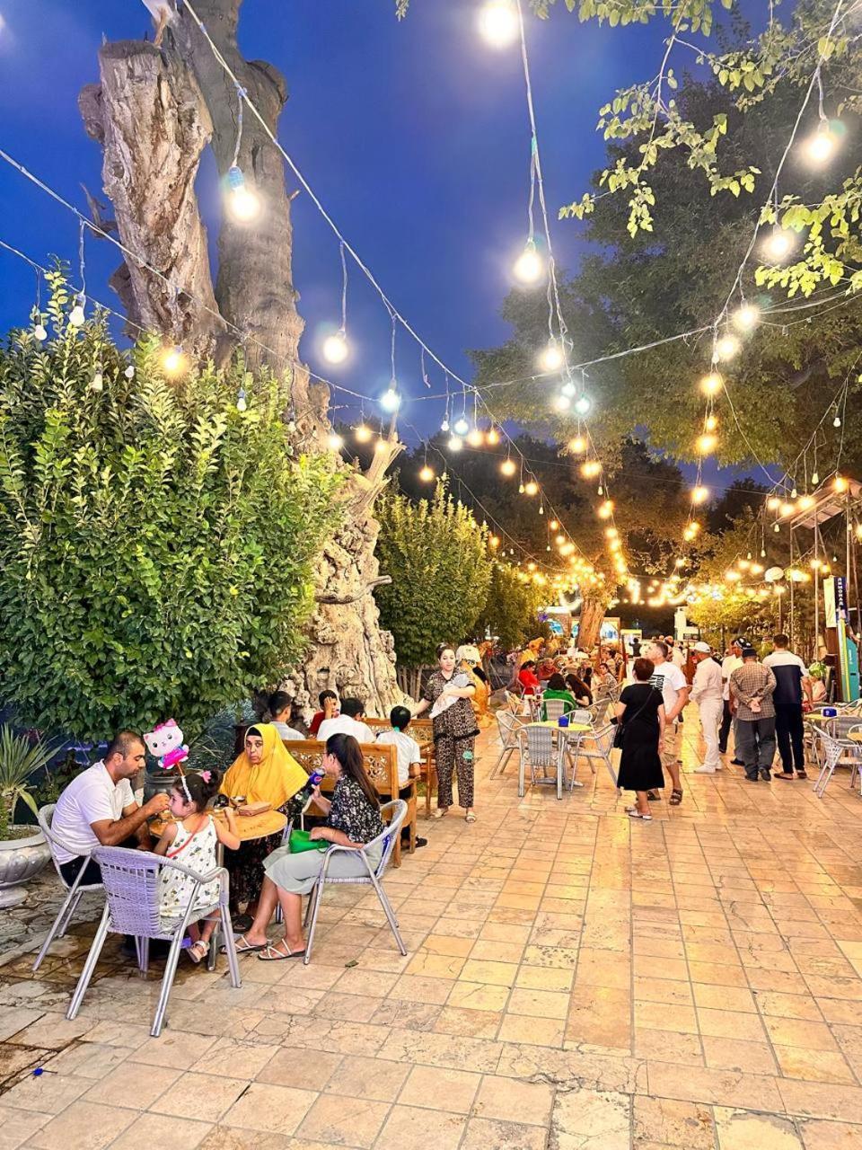 Munis Hotel Bukhara Eksteriør bilde